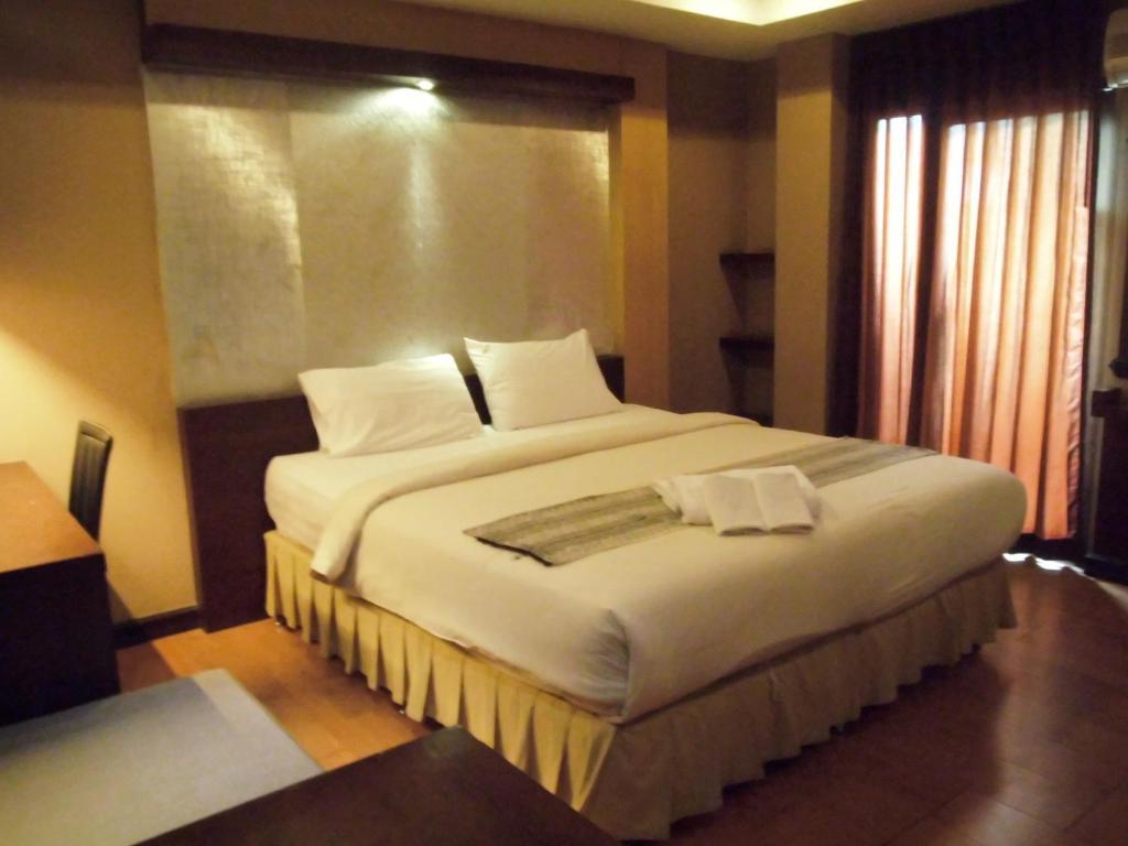 Baan Chalelarn Hotel Hua Hin Room photo